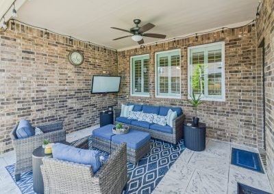 Outdoor living space in Katy, Texas property for sale.