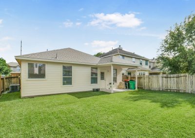 Exterior view of a home in Katy, Texas for sale by Bexley Realty Group.
